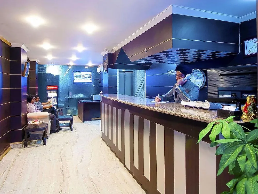 Hotel Amrit Villa Δελχί 3*,