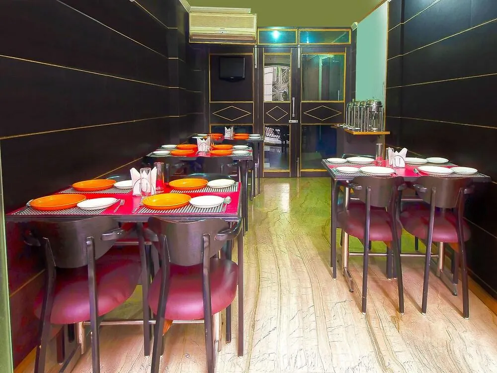 Hotel Amrit Villa Δελχί Ινδία