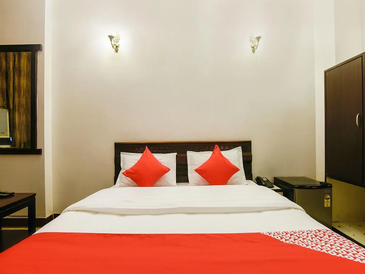 Hotel Amrit Villa Δελχί
