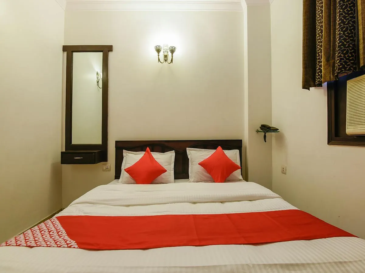Hotel Amrit Villa Δελχί