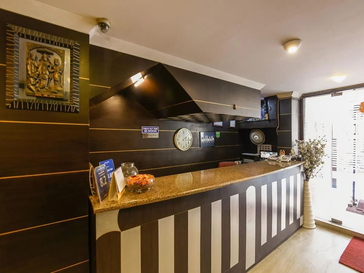 Hotel Amrit Villa Δελχί